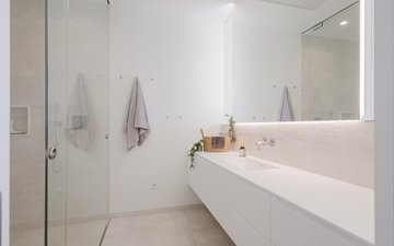 Property slide 17
