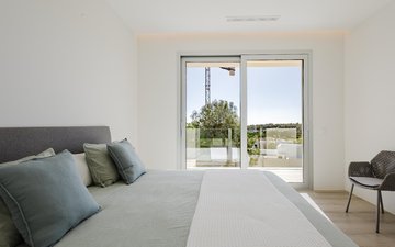 Property slide 20