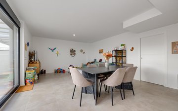 Property slide 10