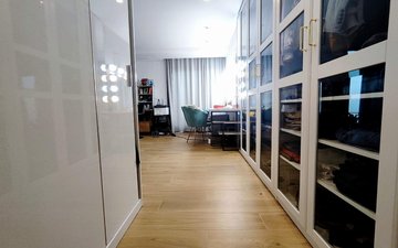 Property slide 24