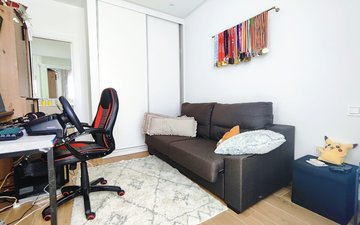 Property slide 21
