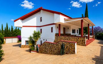 Property slide 38