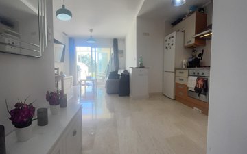 Property slide 21
