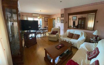 Property slide 34