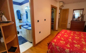 Property slide 31