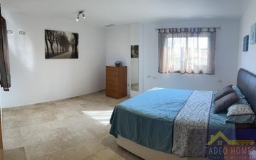 Property slide 39
