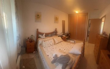 Property slide 24
