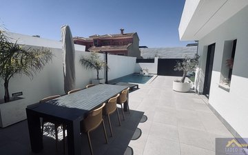 Property slide 4