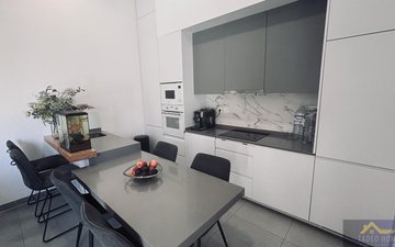 Property slide 21