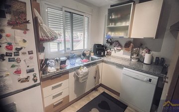 Property slide 18