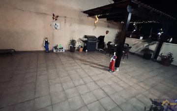 Property slide 22