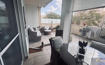 Property slide 14