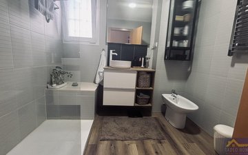 Property slide 20