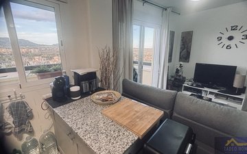 Property slide 17