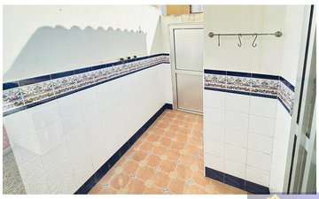 Property slide 23