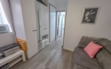 Property slide 20
