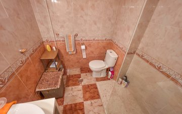 Property slide 16
