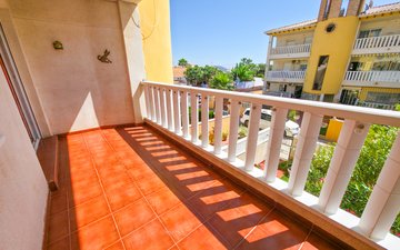 Property slide 20