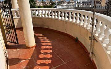 Property slide 40