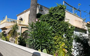 Property slide 18
