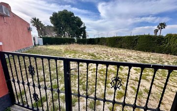 Property slide 18