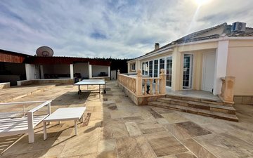Property slide 27