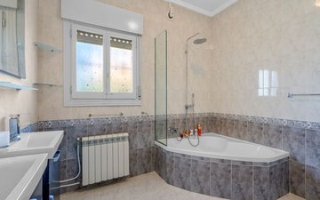 Property slide 37