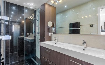 Property slide 46