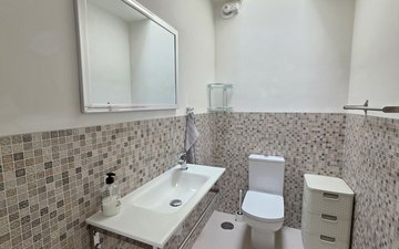 Property slide 22