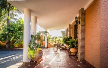 Property slide 36