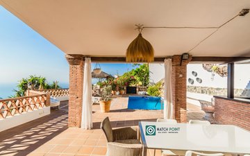 Property slide 10