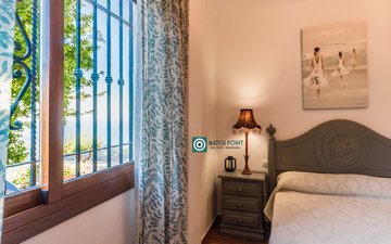 Property slide 22