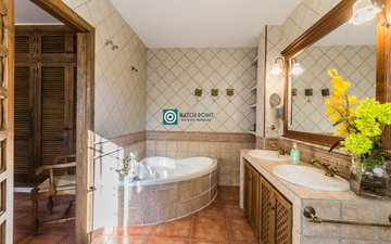 Property slide 24