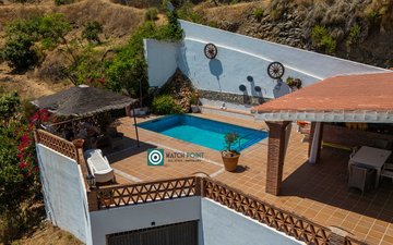 Property slide 48