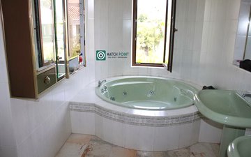 Property slide 17