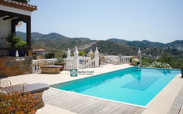 Property slide 7