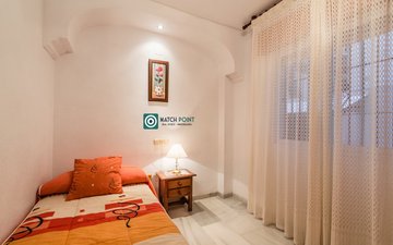 Property slide 18
