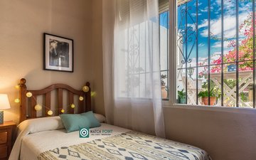 Property slide 21