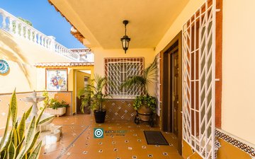 Property slide 43