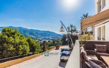 Property slide 20