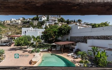 Property slide 34