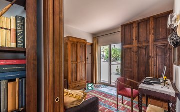 Property slide 48