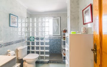 Property slide 16