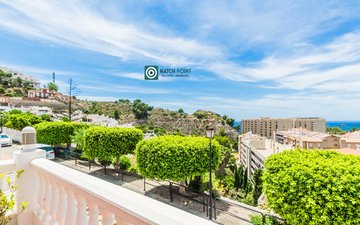 Property slide 40