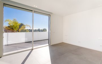 Slajd nieruchomości 27