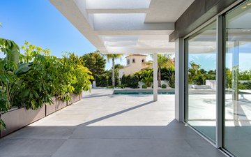 Slajd nieruchomości 8