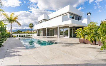 Slajd nieruchomości 3