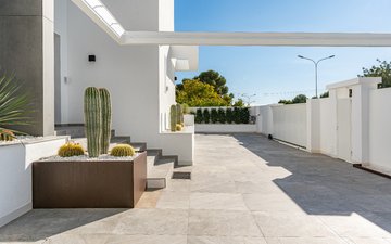 Slajd nieruchomości 38