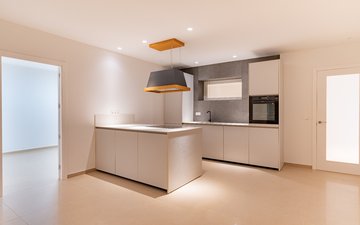 Slajd nieruchomości 44