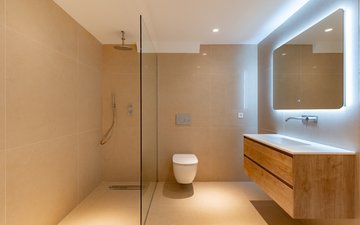 Slajd nieruchomości 46